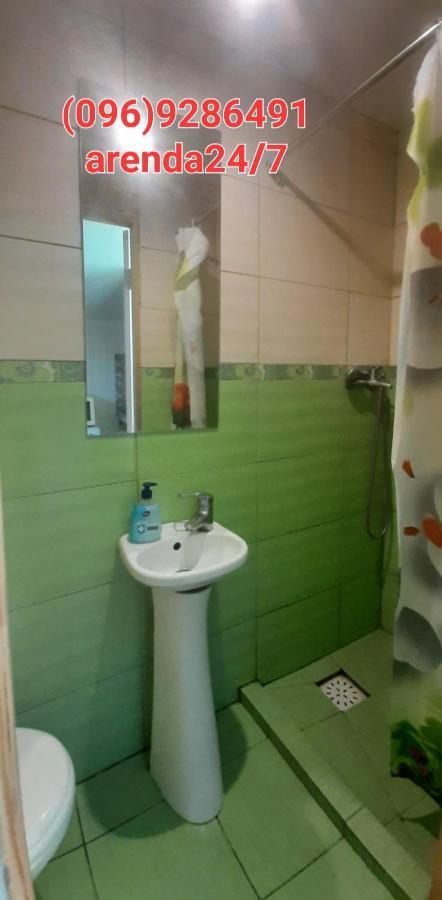Помешкання З Парковкою Apartman Cserkaszi Kültér fotó